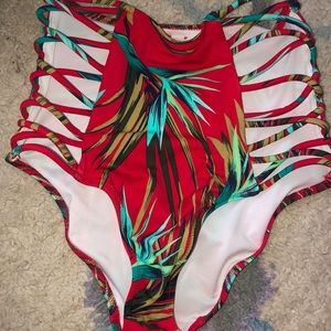 Cute Victoria’s Secret swum bottoms